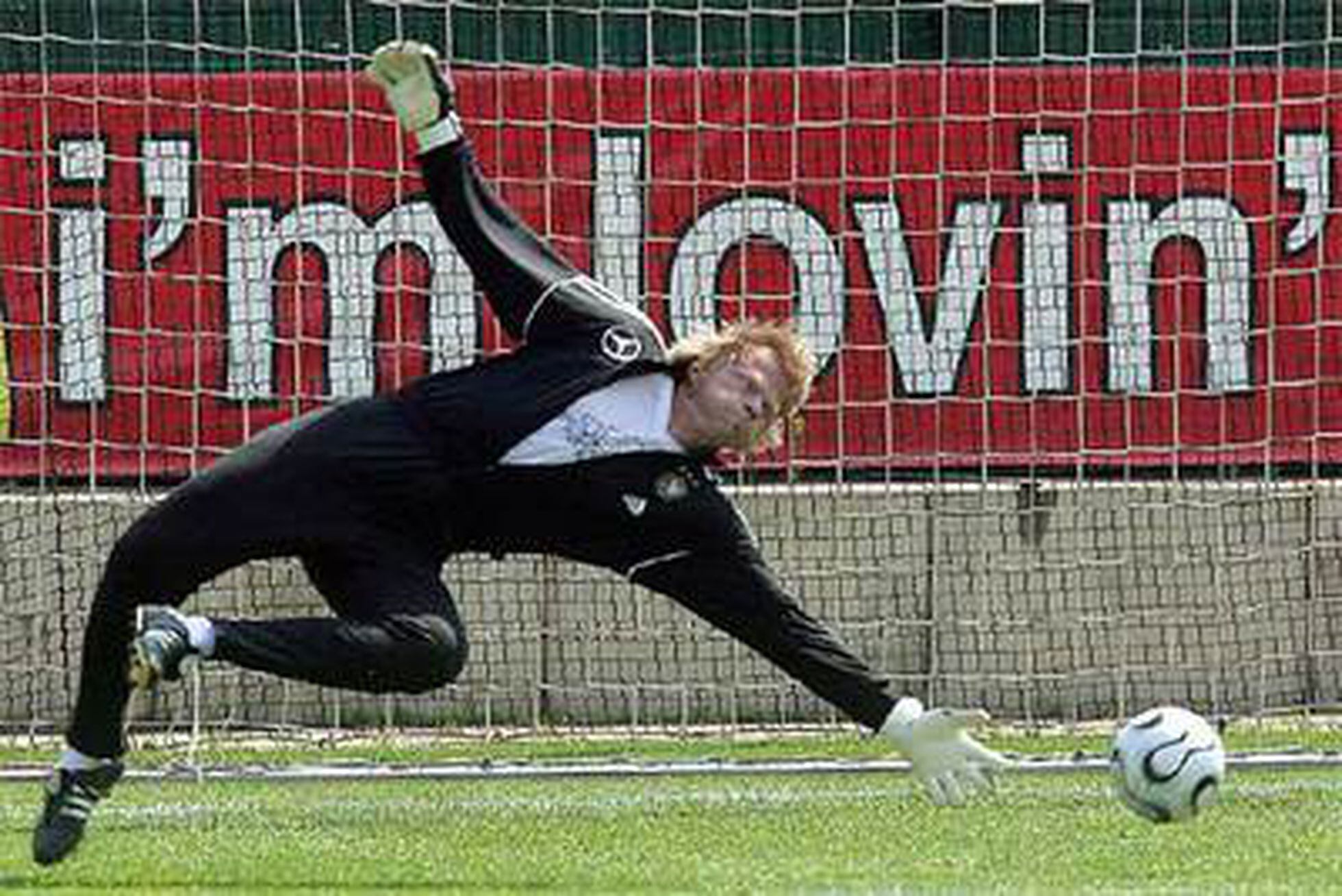 oliver kahn dive