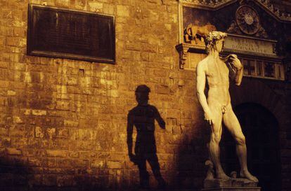 La copia del David en la Piazza della Signoria, Florencia.