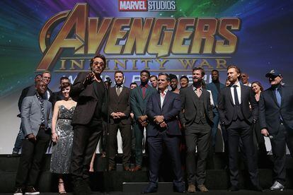 El reparto, abrumadoramente masculino, de ‘Vengadores: Infinity War’ en la presentación del filme.