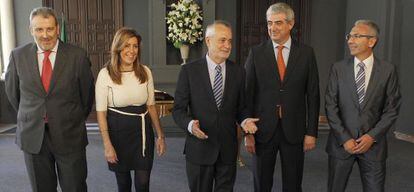 Toma de posesión del viceconsejero de la Presidencia Antonio Lozano (segundo por la derecha, junto al presidente José Antonio Griñán).