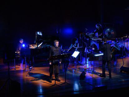 José Miguel Baena y el Ciklus Ensemble durante la representación de 'Moby Dick'.