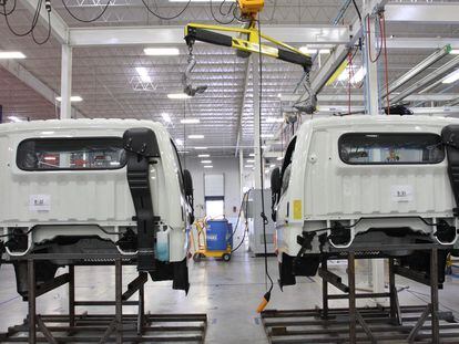 Elaboración de furgonetas de la automotriz coreana Hyundai en el Estado de Querétaro.