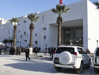 Lugar donde se produjo el ataque terrorista de este miércoles, en el Museo del Bardo, en Túnez.
