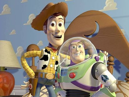 Los personajes de Woody y Buzz Lightyear, en 'Toy Story 3' en 2010.