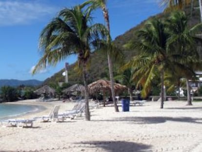 Una de las playas de Road Town, capital de Tortola, la principal de las Islas V&iacute;rgenes Brit&aacute;nicas.