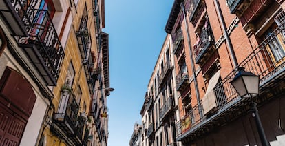 Bloque de viviendas en el Madrid antiguo.