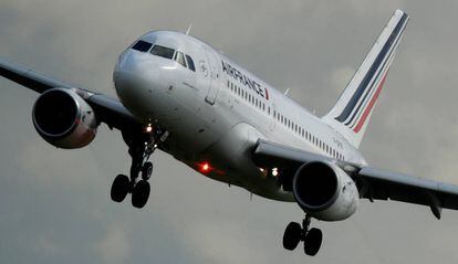 Un avión de Air France en el aeropuerto Charles de Gaulle (Francia)