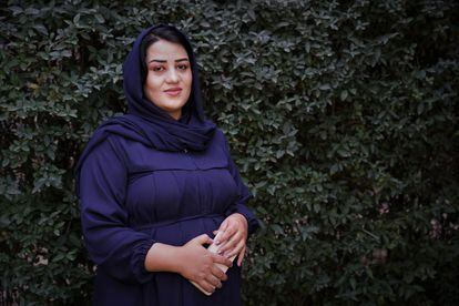 Robina Amini trabajó de periodista hasta la llegada de los talibanes al poder. 