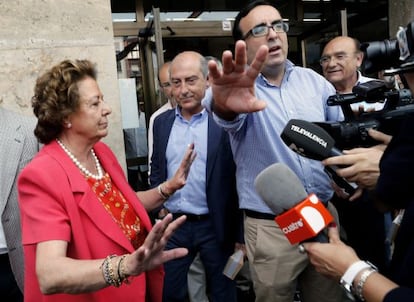 Rita Barberá, visitant el mercat del Cabanyal la setmana passada.