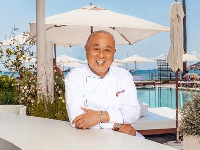 El cocinero y empresario Nobu Matsuhisa, tras la entrevista con EL PAÍS, en una imagen proporcionada por el hotel Nobu Ibiza Bay.