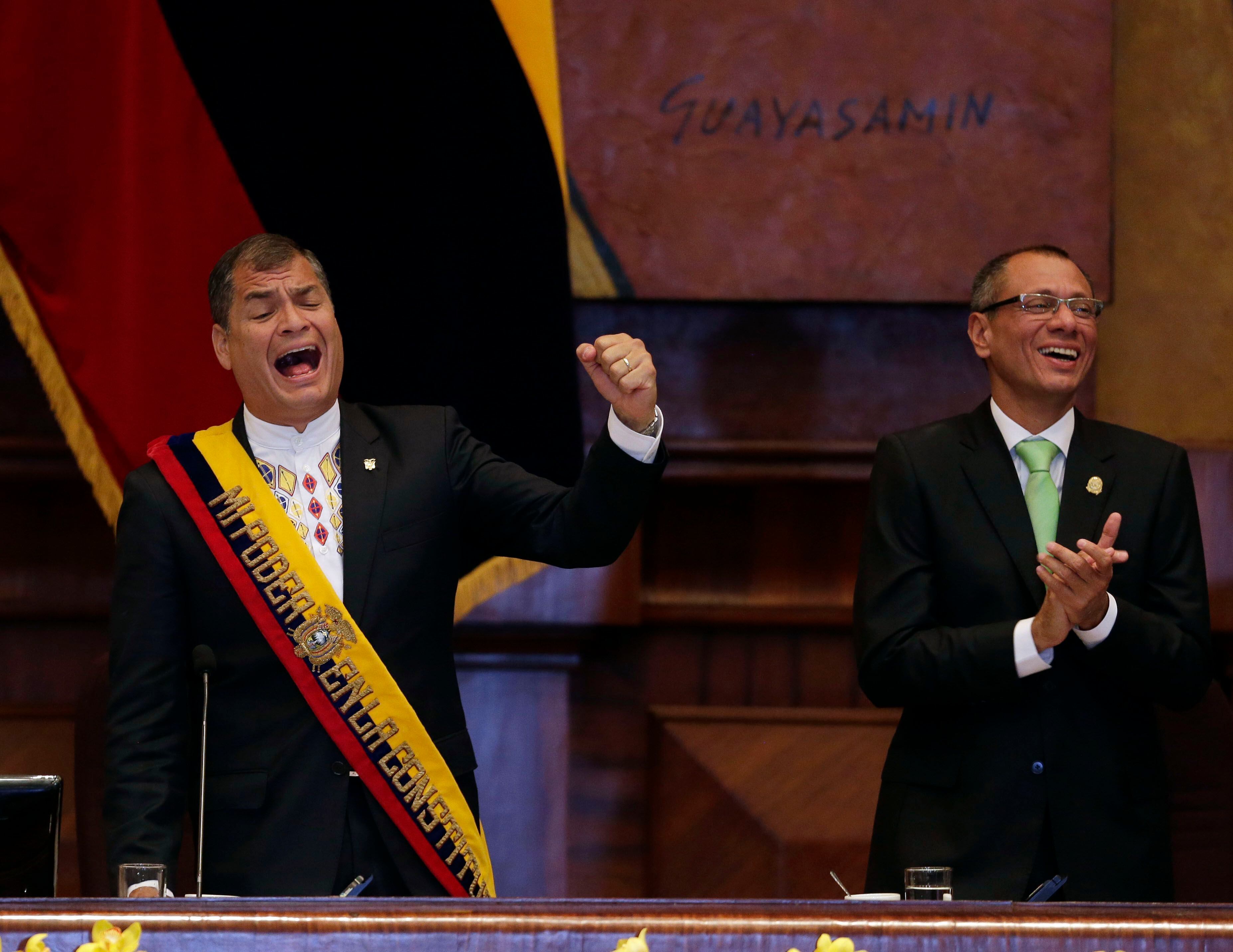 Rafael Correa (izquierda) y Jorge Glas, durante la presentación del estado presidencial en 2015.