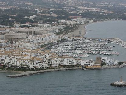 Vista aérea de Puerto Banús, Marbella (Málaga).