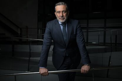 Enrique López.