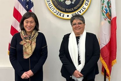 Raquel Buenrostro y Katherine Tai en las oficinas del ejecutivo estadounidense, en Washington, este jueves.