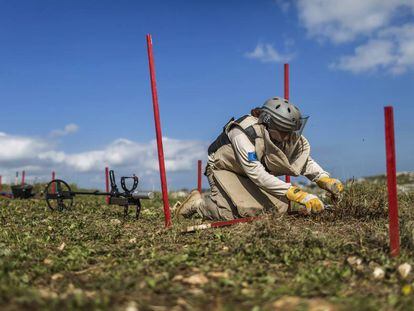 En Líbano, las bombas siguen matando 12 años después