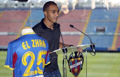 El Zhar, el día de su presentación como jugador del Levante.