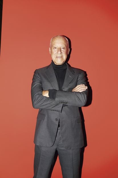Norman Foster en la exposición 'Motion. Autos, Art, Architecture' en el museo Guggenheim.