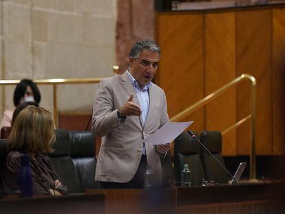 Elías Bendodo, en el Parlamento de Andalucía.