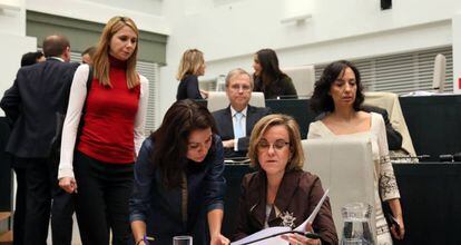 Imagen del grupo municipal del PSOE con la portavoz Purificación Causapié.