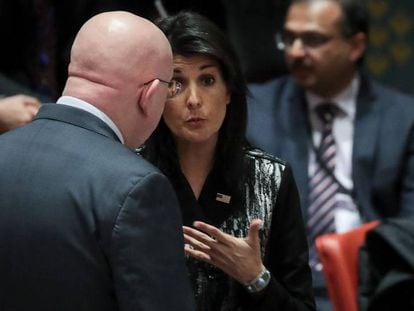 El embajadora Nikki Haley discute con su hom&oacute;logo ruso