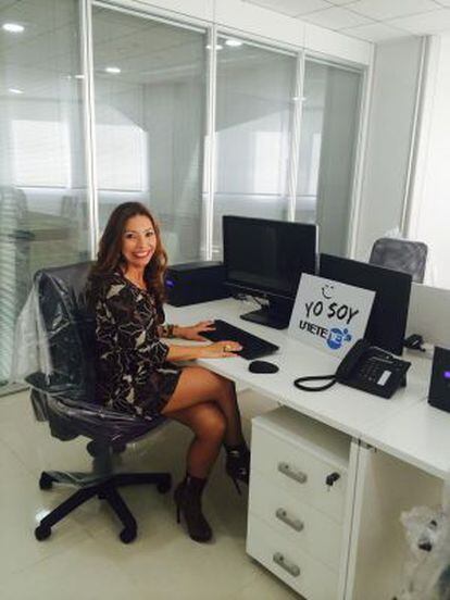 Pilar Otero en las oficinas de Unetenet de Malta
