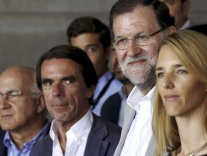 Mariano Rajoy con José María Aznar, este domingo en un acto de la FAES.