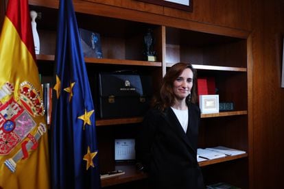 La ministra de Sanidad, Mónica García, en el Ministerio de Sanidad.