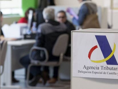 Una delegaci&oacute;n de la Agencia Tributaria.