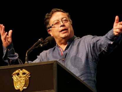 El presidente de Colombia, Gustavo Petro, habla durante la clausura del Congreso Empresarial Colombiano de la Asociación Nacional de Industriales (ANDI).