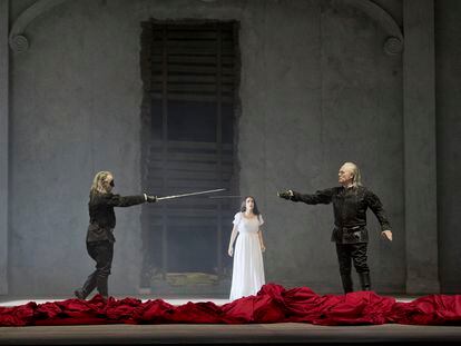 Una escena de la ópera Don Giovanni con el montaje de Chiristof Loy en el Liceo.