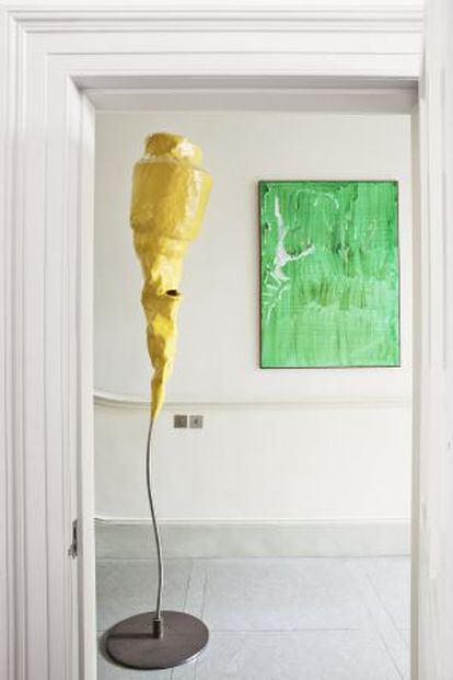 Obras de Franz West y Krebber, en Londres.