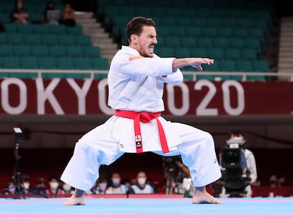 Damián Quintero, en el kata de la final por el oro.