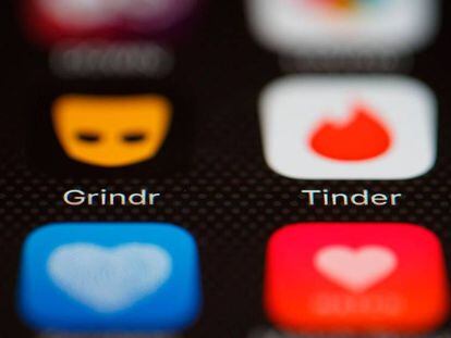 La app de citas gays Grindr comparte información del VIH de usuarios a terceros