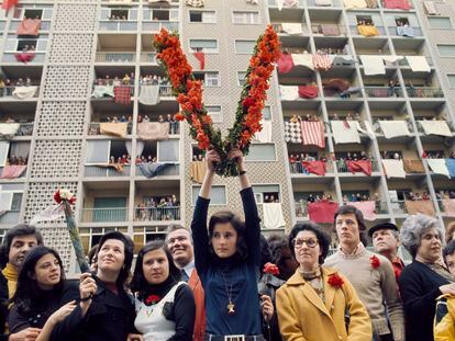 Imagen sin datar de la revolución portuguesa de 1974.