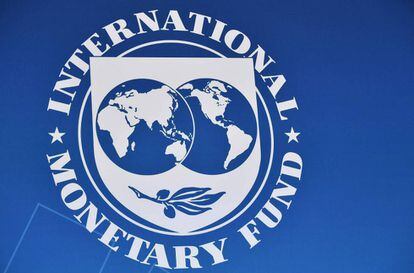 El símbolo del FMI, el pasado abril en su sede, en Washington.