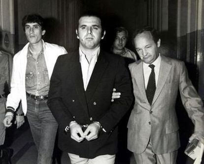 El cabecilla del grupo guerrillero argentino los Montoneros, en Buenos Aires en 1984, tras ser detenido en Brasil.