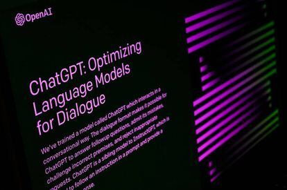 La aplicación ChatGPT acaba de actualizarse para incluir respuestas del modelo de inteligencia artificial GPT-4