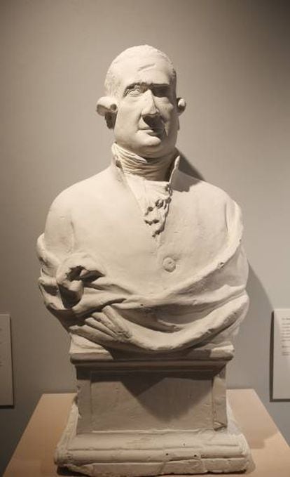 Busto de Antonio Gimbernat