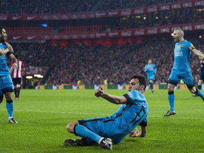 Munir festeja el primer gol del Barcelona.
