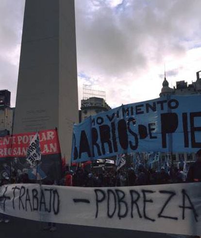 El inicio de la caravana de la desigualdad, en el Obelisco de Buenos Aires.