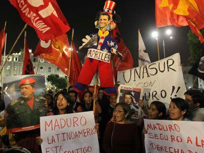 Manifestaci&oacute;n de chavistas, este jueves en Lima.