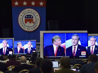 Donald Trump y Jeb Bush, durante el debate del 15 de diciembre