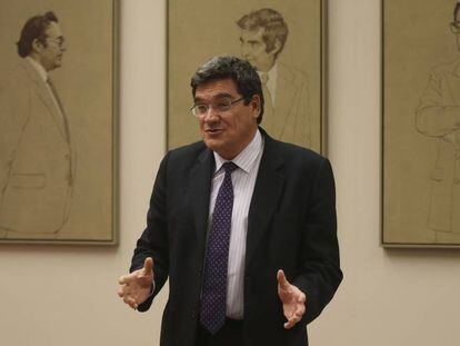 El presidente de la Autoridad Independiente de Responsabilidad Fiscal (AIReF), José Luis Escrivá, a principios de abril.