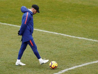 Simeone, durante el último entrenamiento del Atlético.