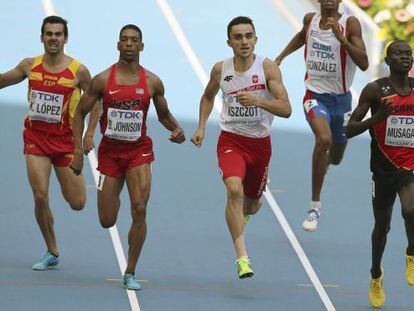 Kevin López, durante su serie de 800 metros.