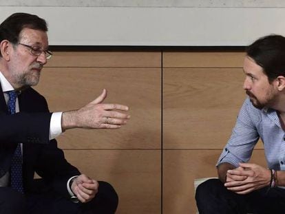 Mariano Rajoy junto a Pablo Iglesias este martes durante su reuni&oacute;n.