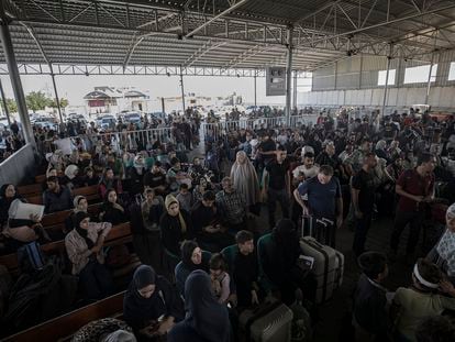 España negocia evacuar a 170 ciudadanos en Gaza por guerra con Israel