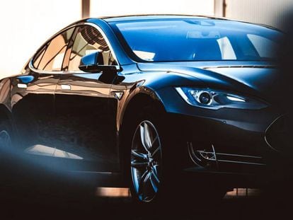 Los coches de Tesla hablarán con los peatones dentro de muy poco