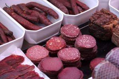 Embutido de carne de caballo puesto a la venta en una carnicería alemana. EFE/