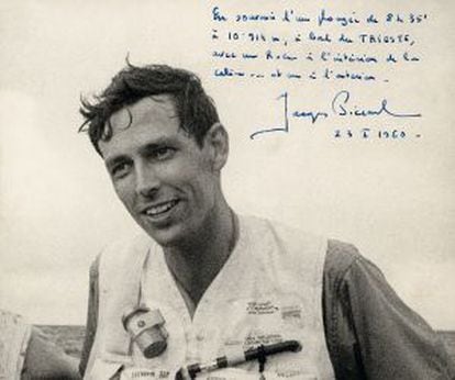 Jacques Piccard, tripulante del batiscafo 'Trieste', que llegó a la fosa en 1960.